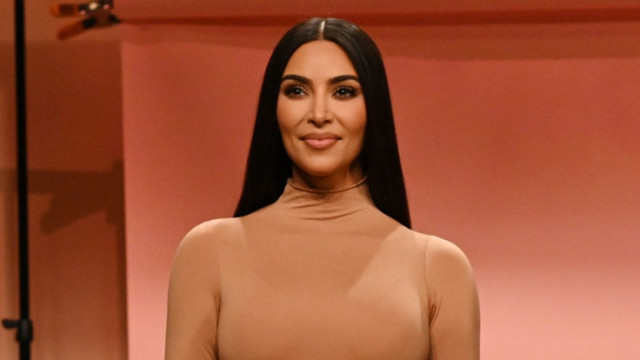 Kim Kardashian Sets 10-Year Beauty Timeline